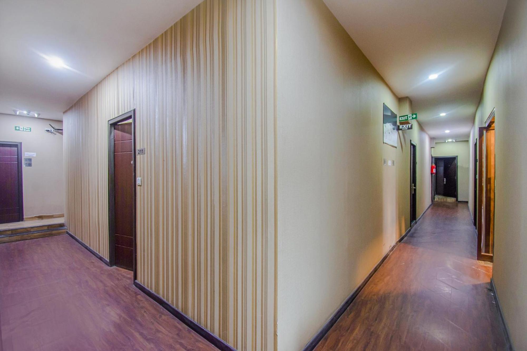 Collection O Mg Guest House コルカタ エクステリア 写真
